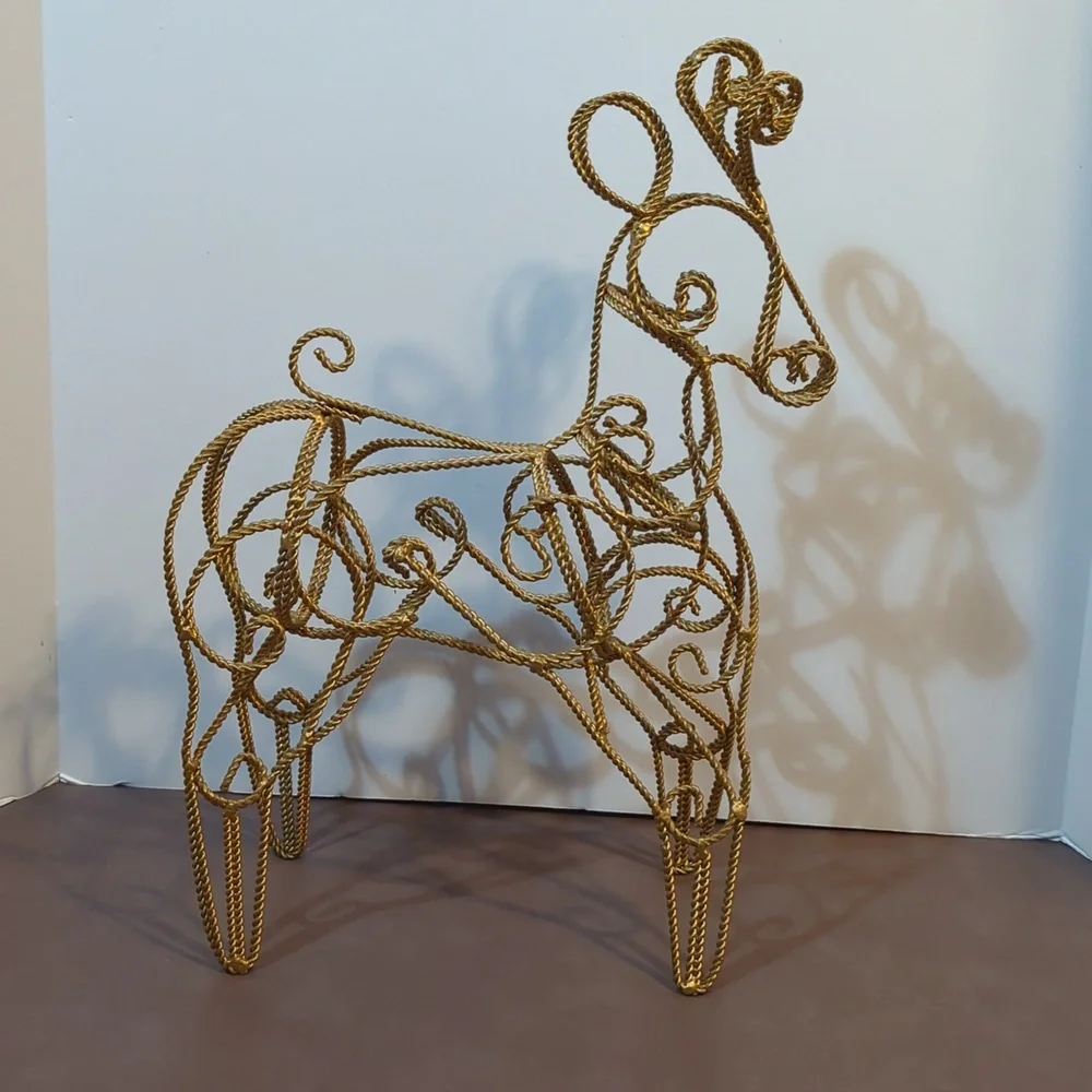 Reindeer Standing Gold Heavy Metal Decor